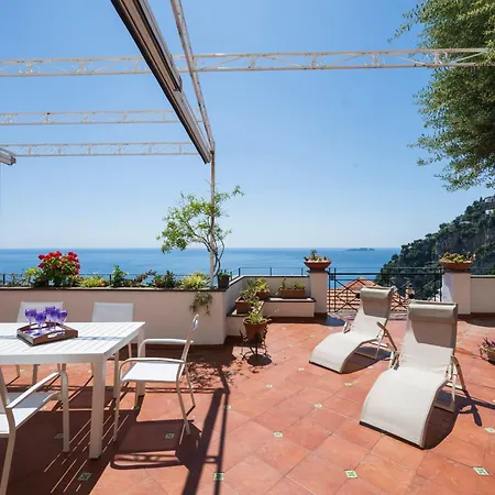 Les Paons - Willa Positano