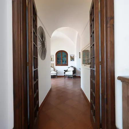 Les Paons - * Positano